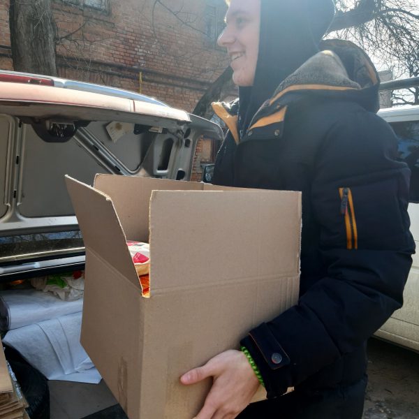 Our team is working hard to provide the people in need with food and basic items
