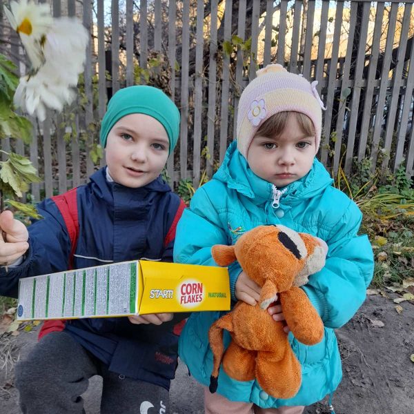 The project LIFEUA is visiting kids that are suffering from the war