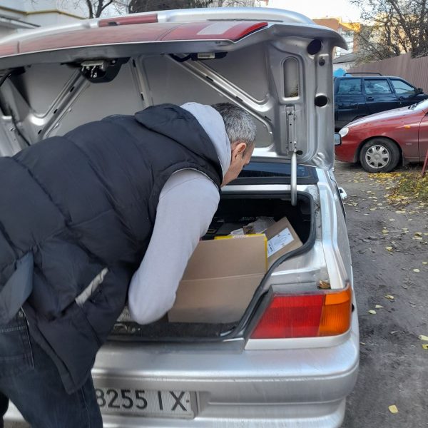 The delivery of food baskets to families in need in Ukraine never stops