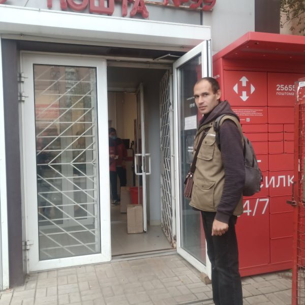With the help of our volunteers, food baskets are continuing to be sent to the Kharkiv region.