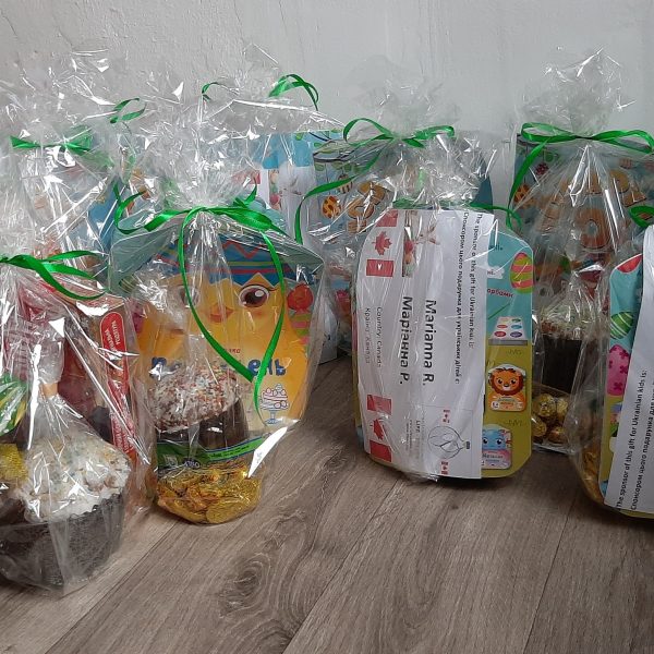 Nous collectons actuellement des dons pour les enfants ukrainiens pour Pâques. Faisons de cette fête une meilleure journée pour eux.