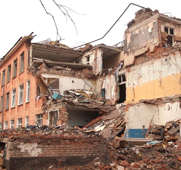 LIFEUA is aiming to rebuild schools in Ukraine. We need your support